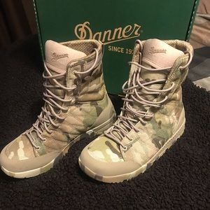 Danner 8in MultiCam Military Boot